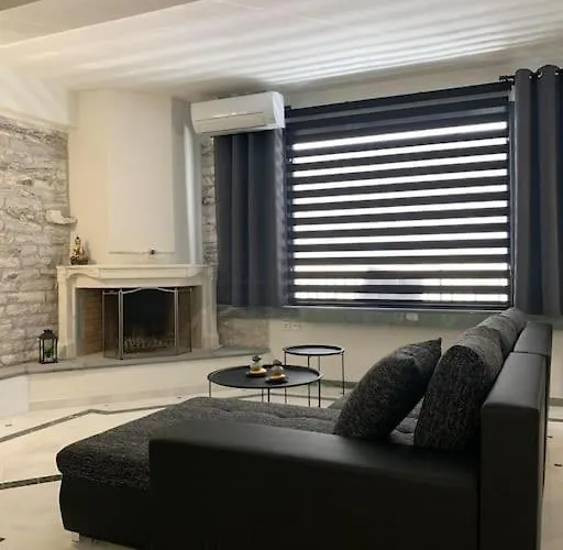 M&F Meteora Apartments #1